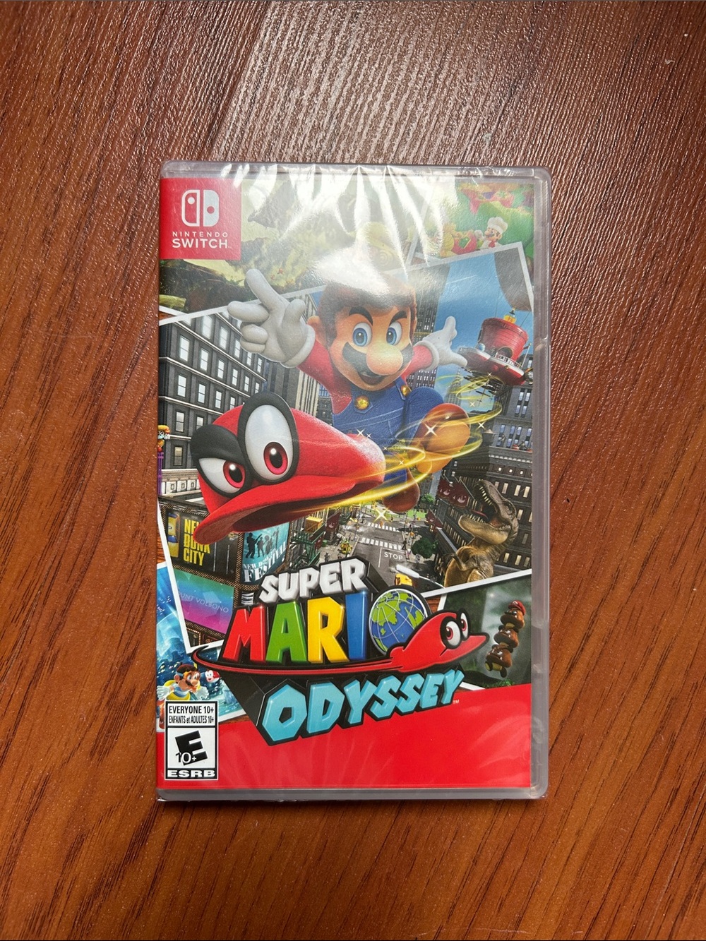 Nintendo Super Mario Odyssey - Red and Multicolor Cover